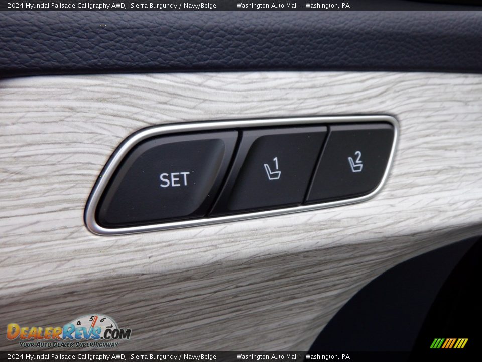 Controls of 2024 Hyundai Palisade Calligraphy AWD Photo #10