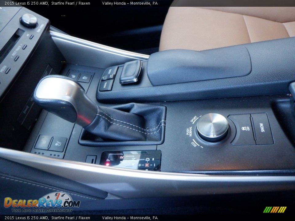 2015 Lexus IS 250 AWD Shifter Photo #14