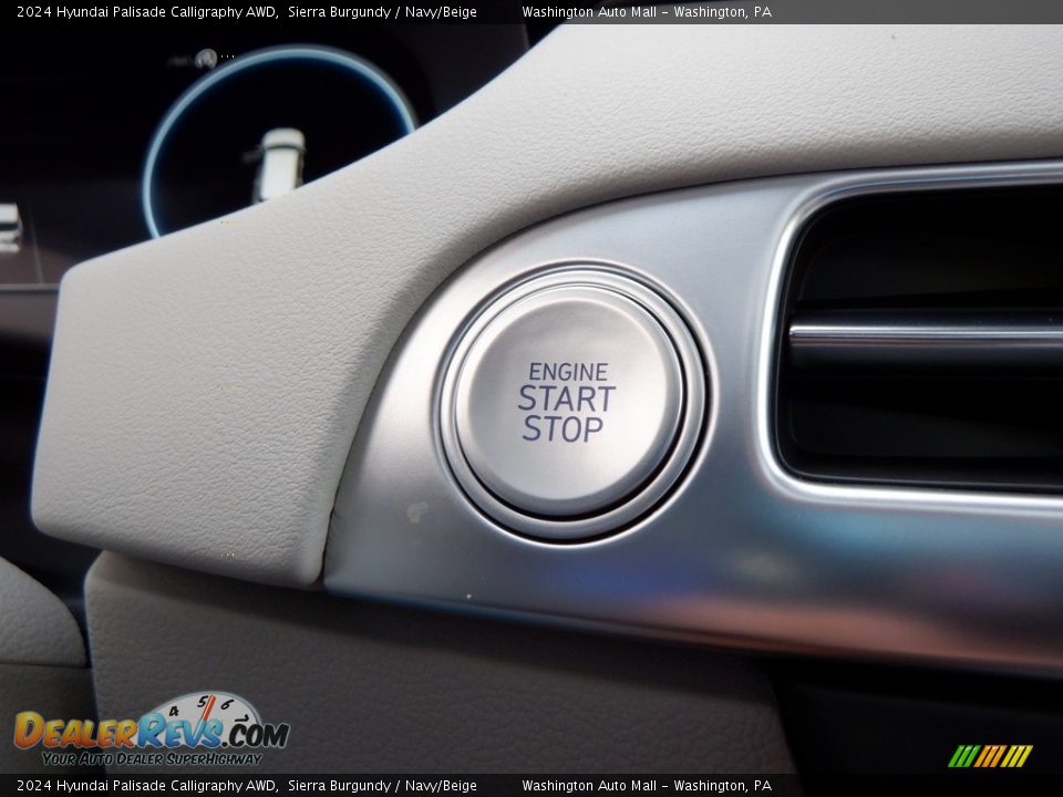 Controls of 2024 Hyundai Palisade Calligraphy AWD Photo #17