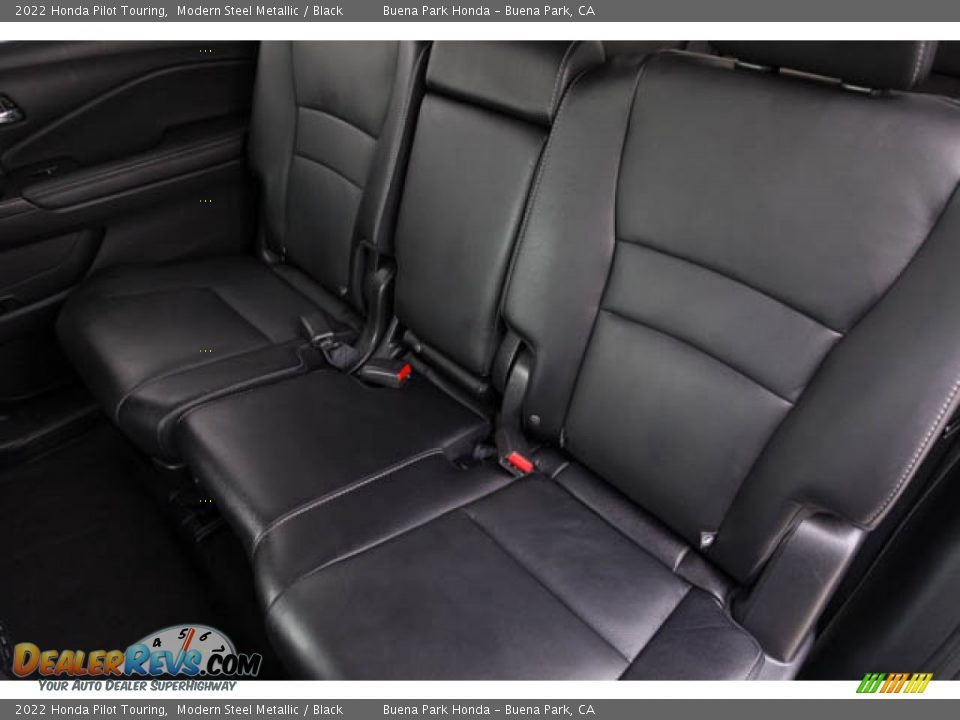 Rear Seat of 2022 Honda Pilot Touring Photo #23