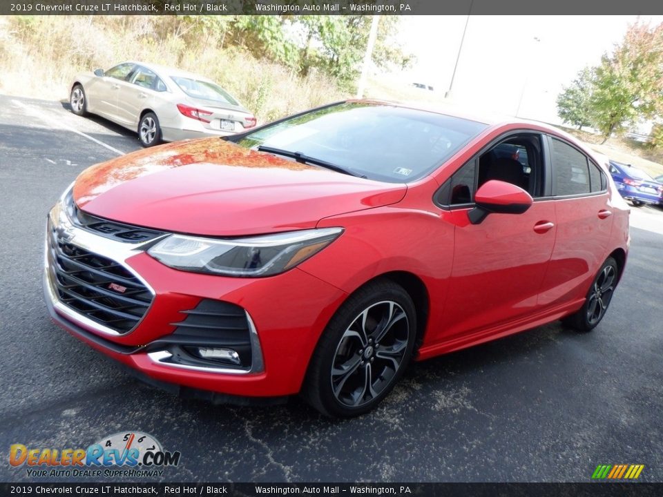 Red Hot 2019 Chevrolet Cruze LT Hatchback Photo #7