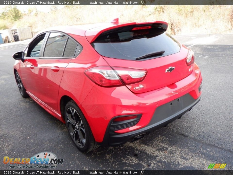 Red Hot 2019 Chevrolet Cruze LT Hatchback Photo #8