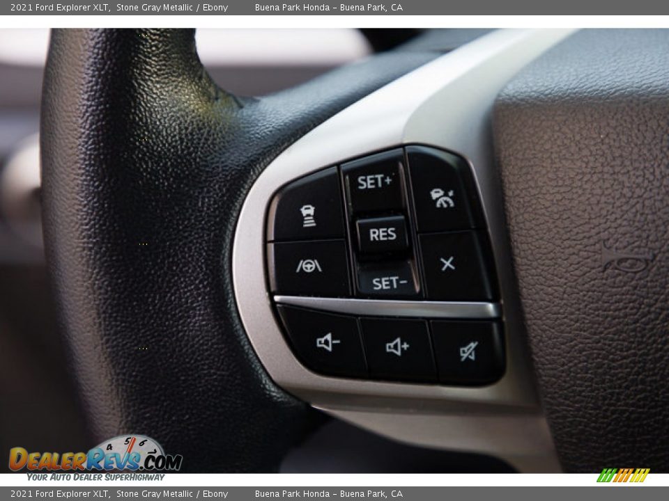 2021 Ford Explorer XLT Steering Wheel Photo #12