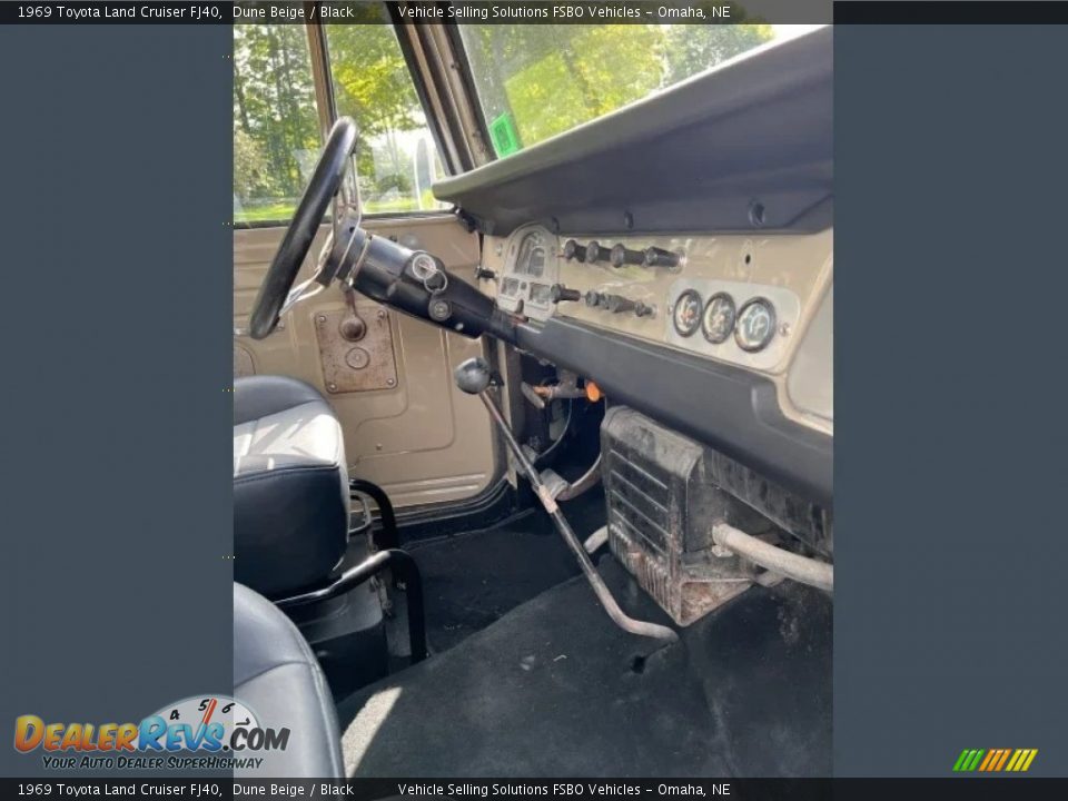 Dashboard of 1969 Toyota Land Cruiser FJ40 Photo #5