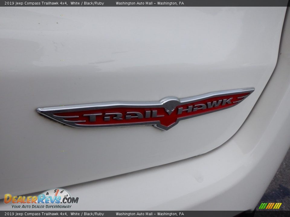 2019 Jeep Compass Trailhawk 4x4 White / Black/Ruby Photo #11