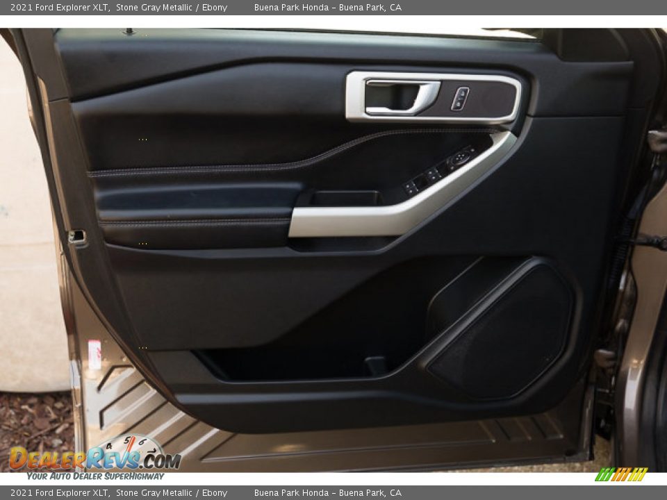 Door Panel of 2021 Ford Explorer XLT Photo #28