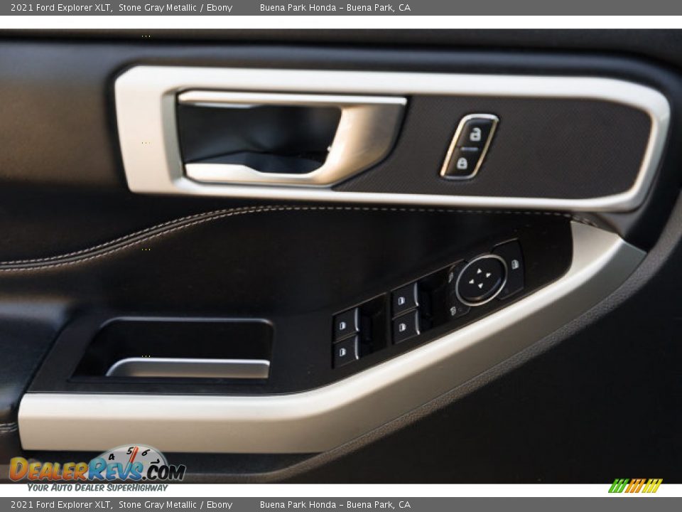 Door Panel of 2021 Ford Explorer XLT Photo #29