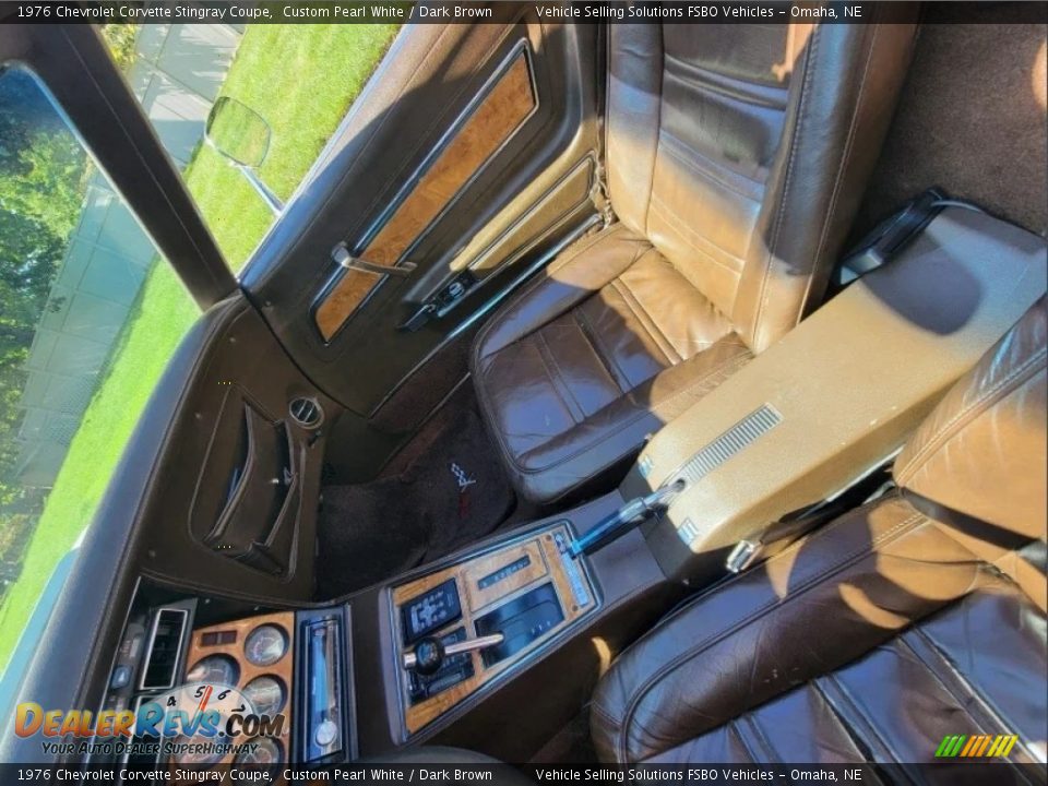 Front Seat of 1976 Chevrolet Corvette Stingray Coupe Photo #8