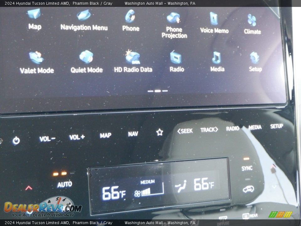 Controls of 2024 Hyundai Tucson Limited AWD Photo #21