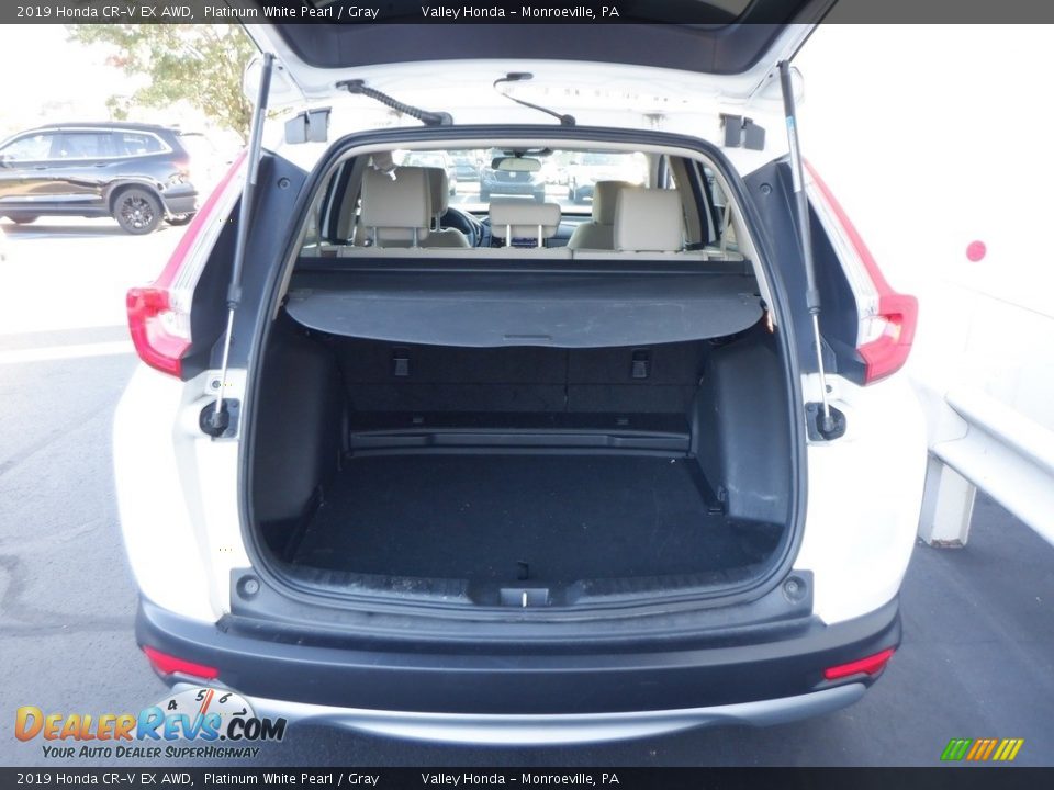 2019 Honda CR-V EX AWD Platinum White Pearl / Gray Photo #32
