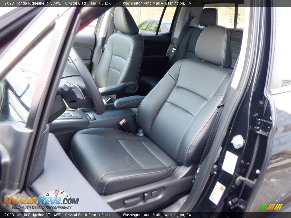 Front Seat of 2023 Honda Ridgeline RTL AWD Photo #17