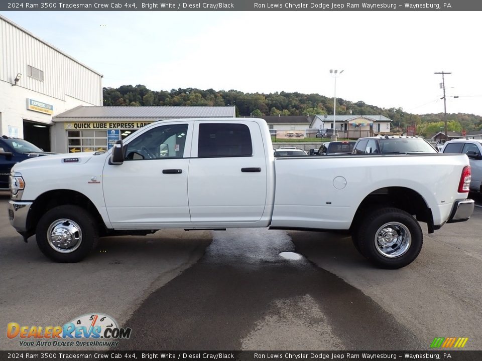 2024 Ram 3500 Tradesman Crew Cab 4x4 Bright White / Diesel Gray/Black Photo #2