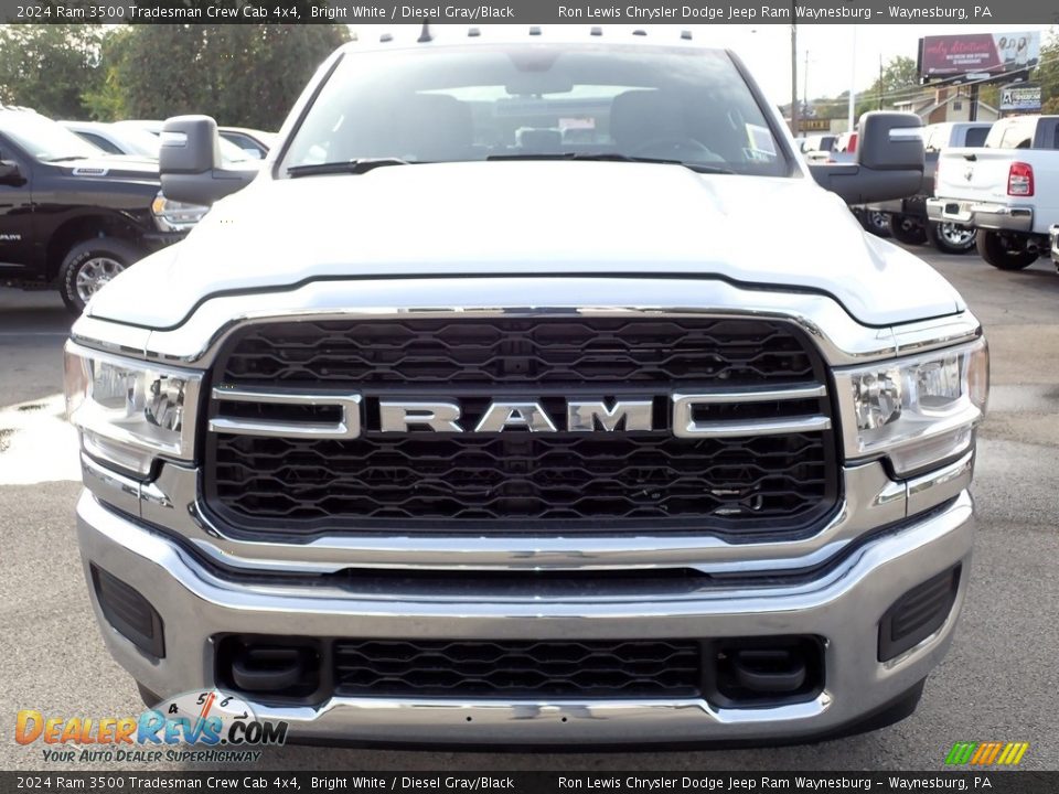 2024 Ram 3500 Tradesman Crew Cab 4x4 Bright White / Diesel Gray/Black Photo #10