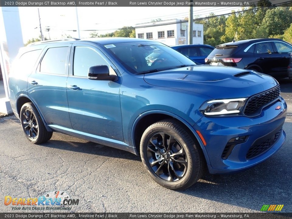 Front 3/4 View of 2023 Dodge Durango GT Blacktop AWD Photo #8