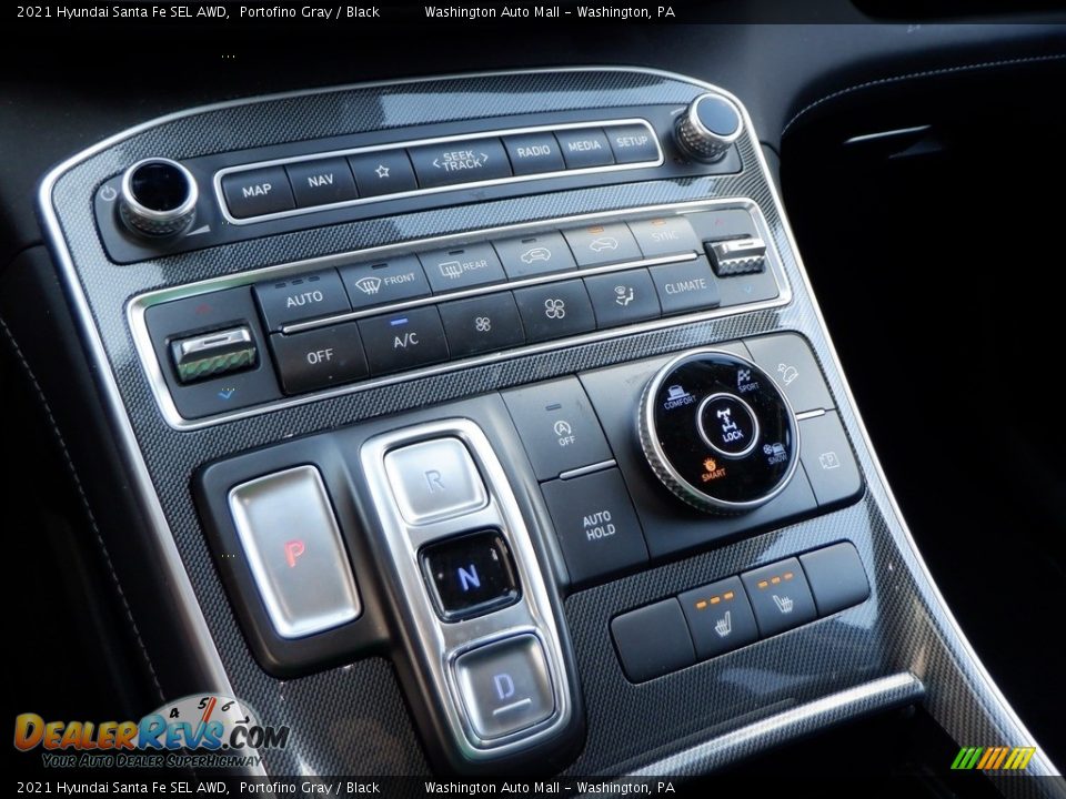 Controls of 2021 Hyundai Santa Fe SEL AWD Photo #14