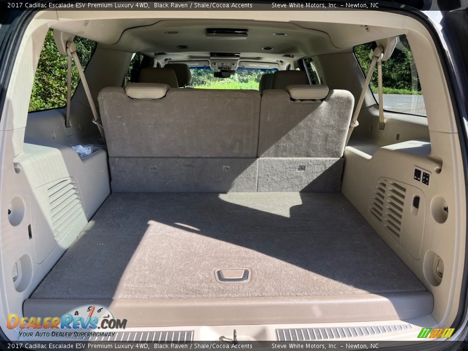 2017 Cadillac Escalade ESV Premium Luxury 4WD Trunk Photo #23