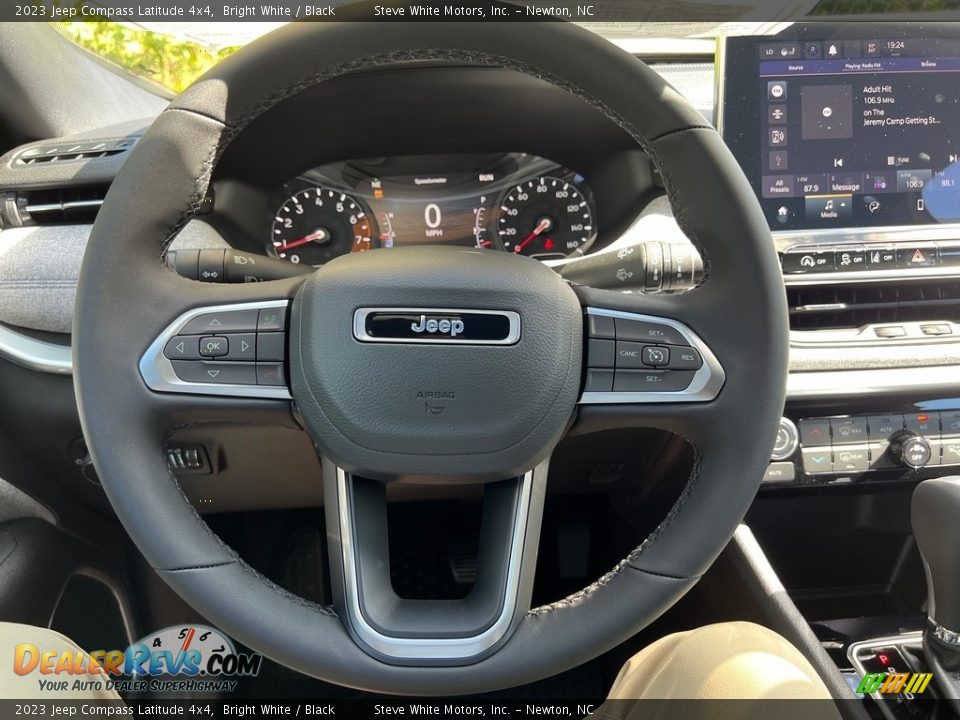 2023 Jeep Compass Latitude 4x4 Steering Wheel Photo #18