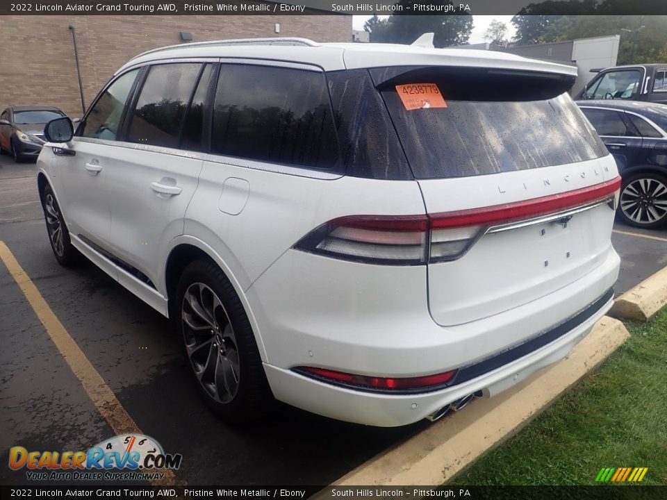 2022 Lincoln Aviator Grand Touring AWD Pristine White Metallic / Ebony Photo #2