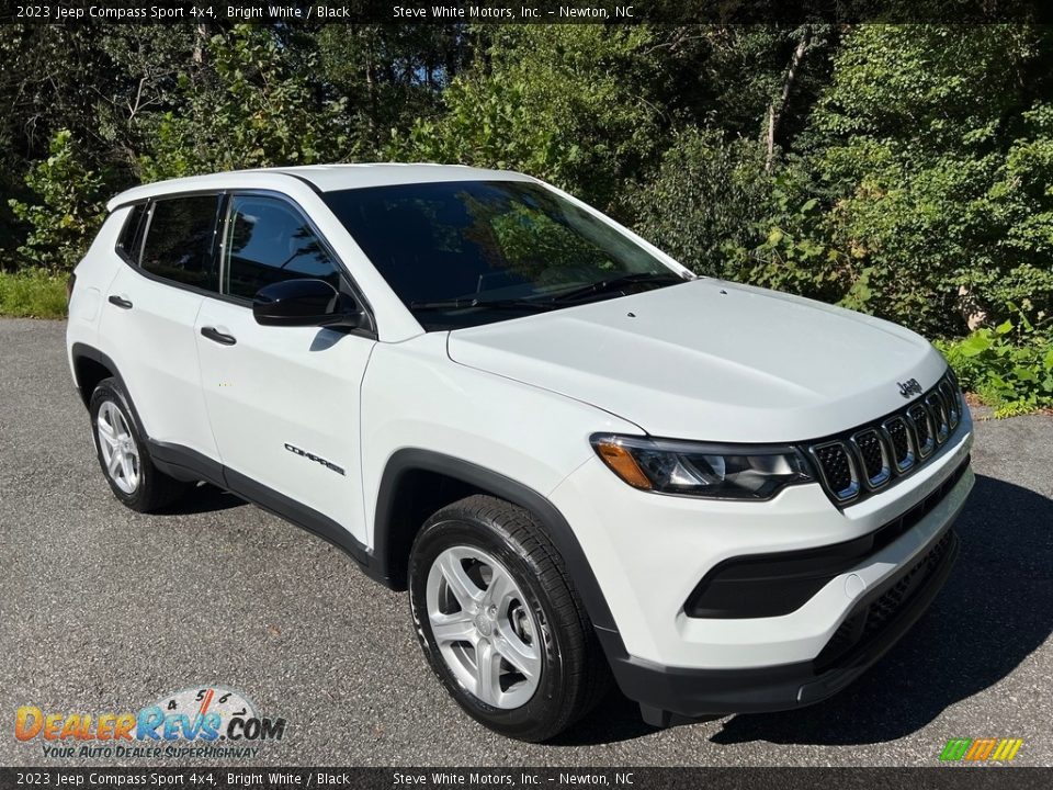 2023 Jeep Compass Sport 4x4 Bright White / Black Photo #4