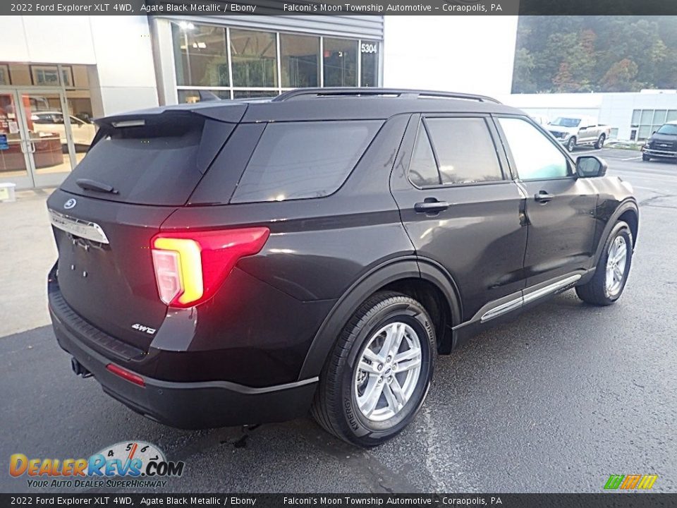 2022 Ford Explorer XLT 4WD Agate Black Metallic / Ebony Photo #2