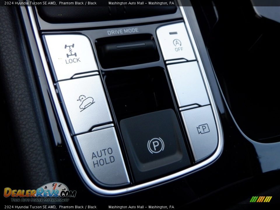 Controls of 2024 Hyundai Tucson SE AWD Photo #11