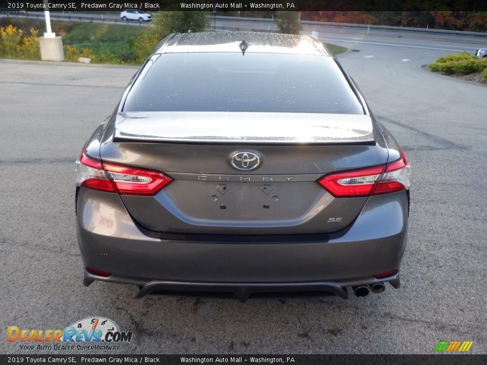 2019 Toyota Camry SE Predawn Gray Mica / Black Photo #8