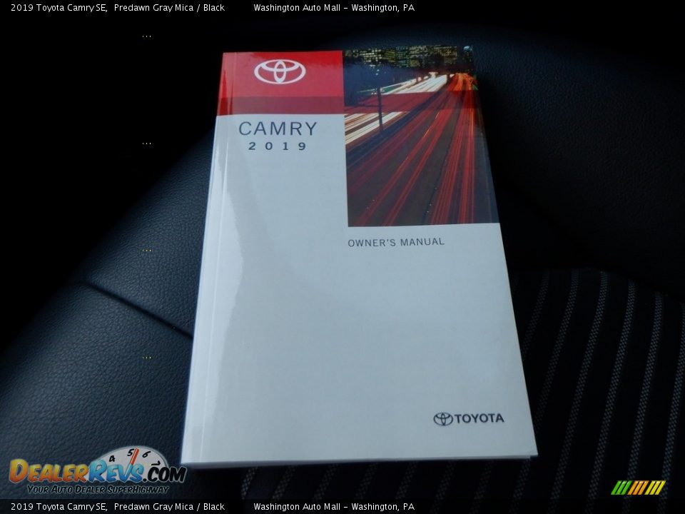 2019 Toyota Camry SE Predawn Gray Mica / Black Photo #34