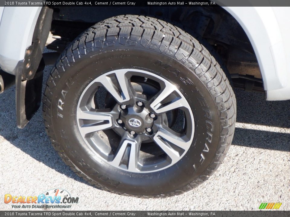 2018 Toyota Tacoma TRD Sport Double Cab 4x4 Cement / Cement Gray Photo #5