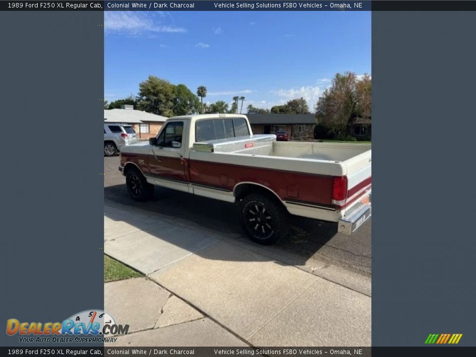 1989 Ford F250 XL Regular Cab Colonial White / Dark Charcoal Photo #1