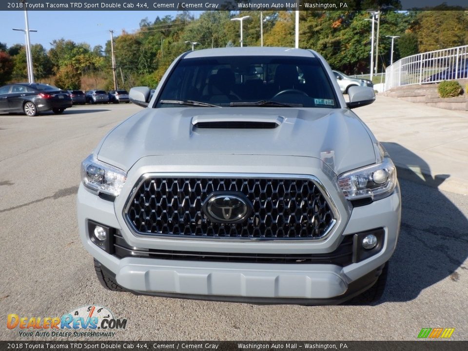 2018 Toyota Tacoma TRD Sport Double Cab 4x4 Cement / Cement Gray Photo #8