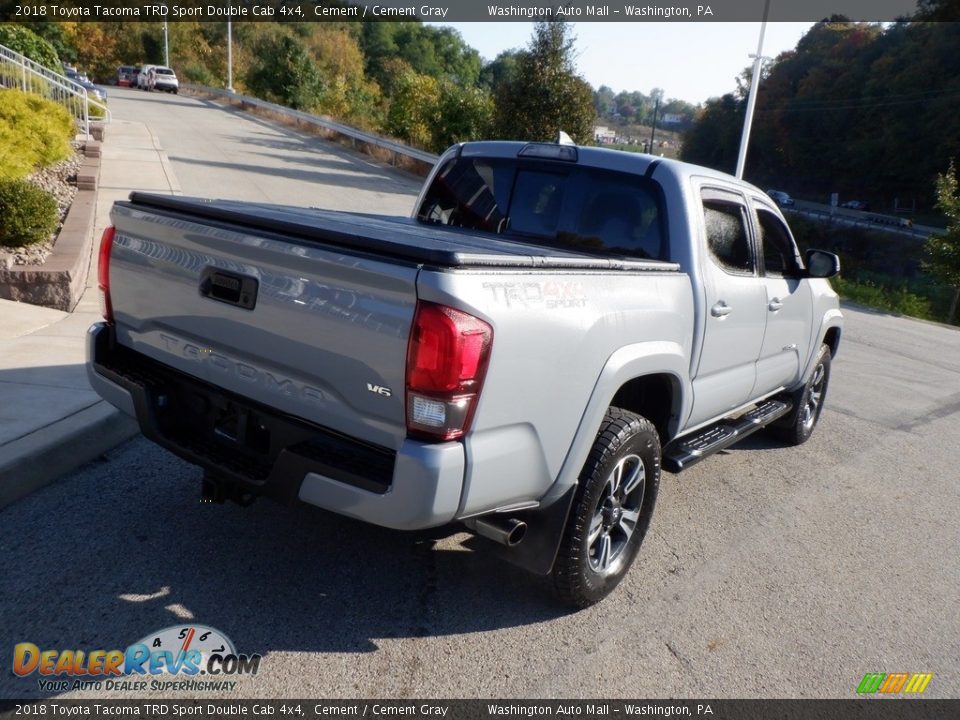 2018 Toyota Tacoma TRD Sport Double Cab 4x4 Cement / Cement Gray Photo #15