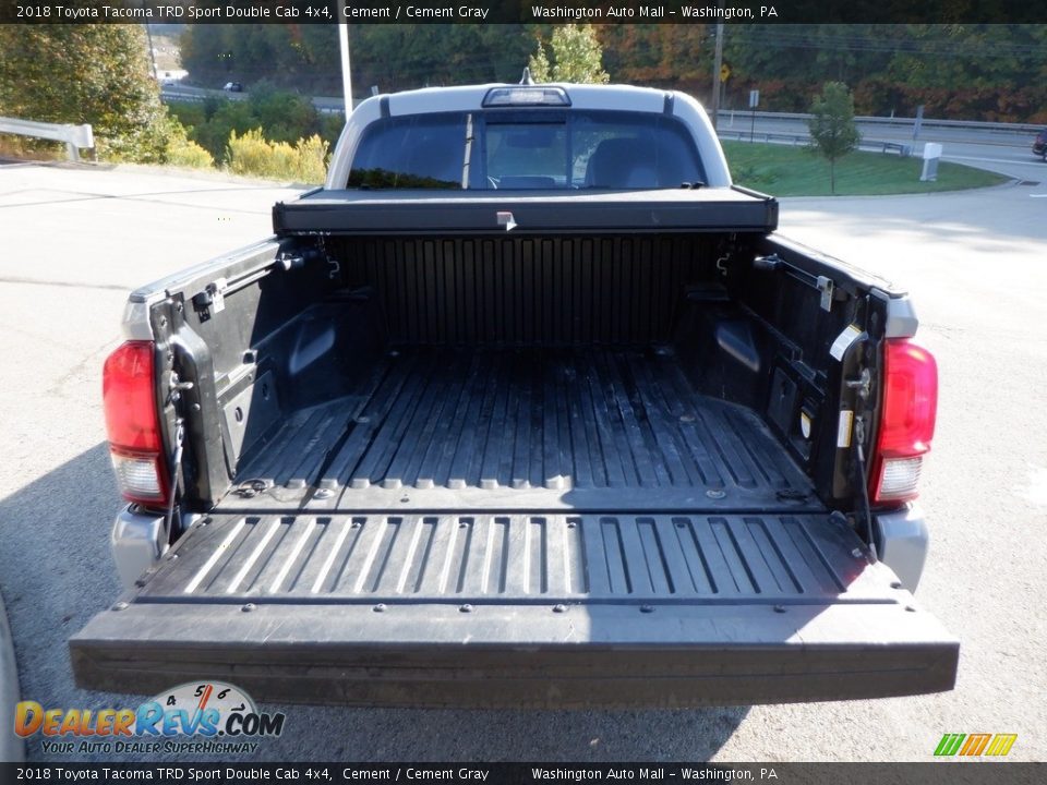 2018 Toyota Tacoma TRD Sport Double Cab 4x4 Cement / Cement Gray Photo #17