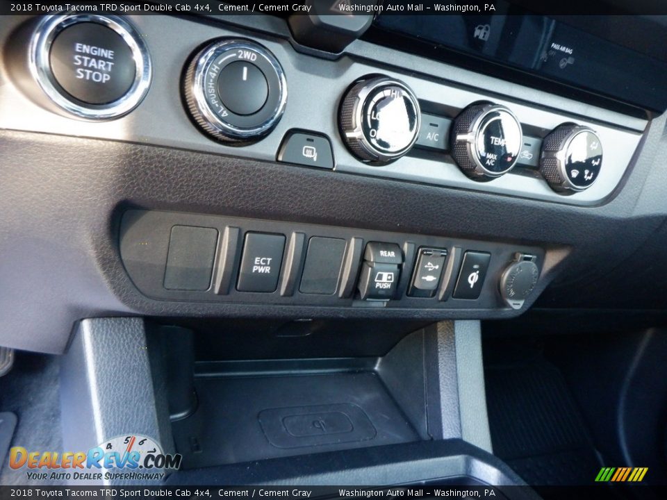 2018 Toyota Tacoma TRD Sport Double Cab 4x4 Cement / Cement Gray Photo #27