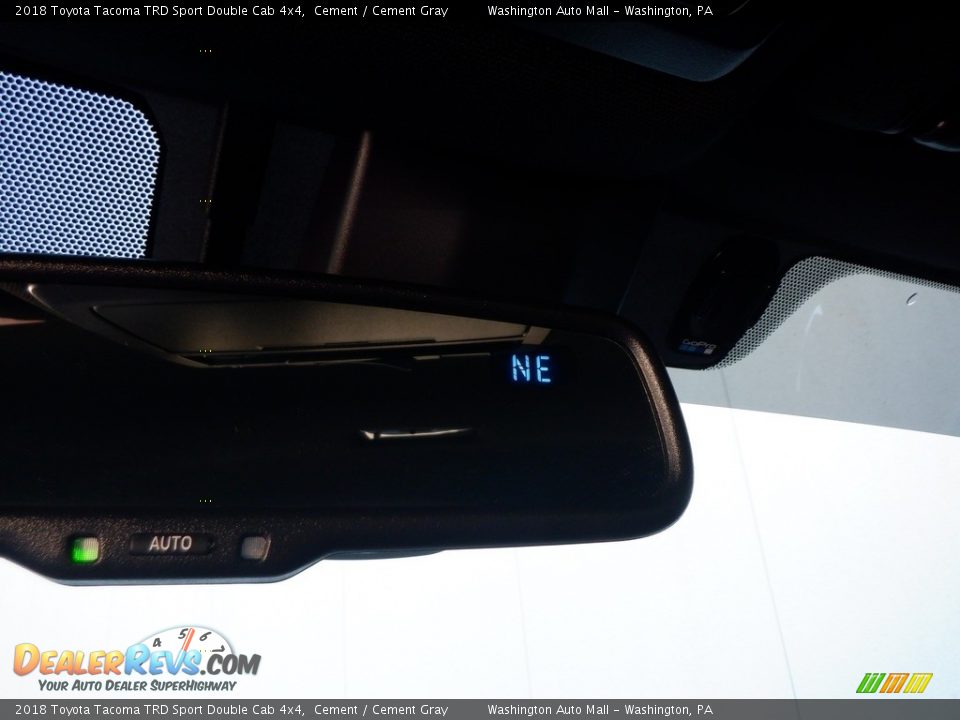 2018 Toyota Tacoma TRD Sport Double Cab 4x4 Cement / Cement Gray Photo #33