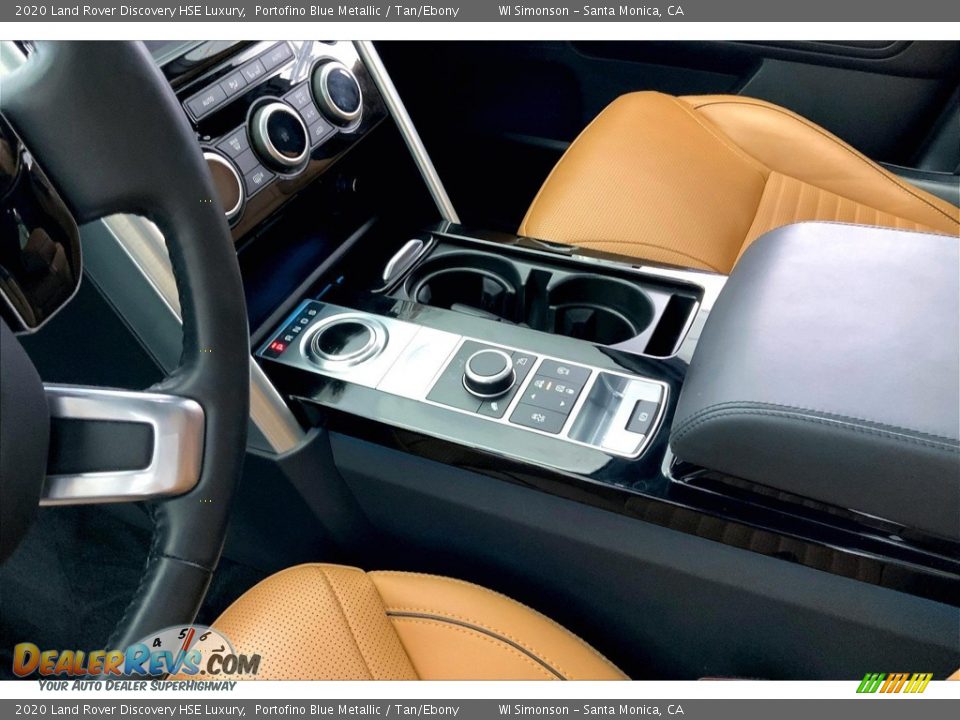Controls of 2020 Land Rover Discovery HSE Luxury Photo #16