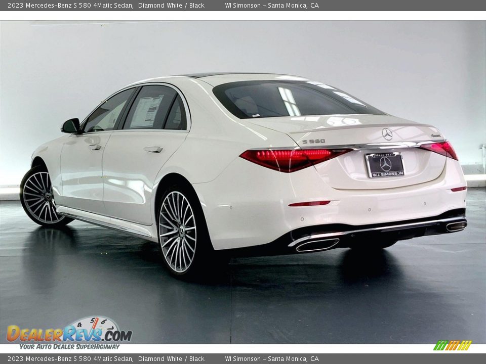 2023 Mercedes-Benz S 580 4Matic Sedan Diamond White / Black Photo #2