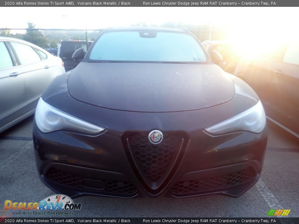 2020 Alfa Romeo Stelvio TI Sport AWD Vulcano Black Metallic / Black Photo #3