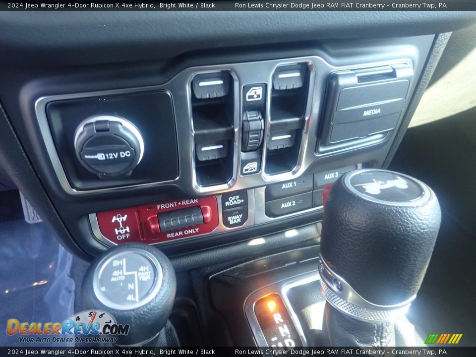 2024 Jeep Wrangler 4-Door Rubicon X 4xe Hybrid Bright White / Black Photo #20