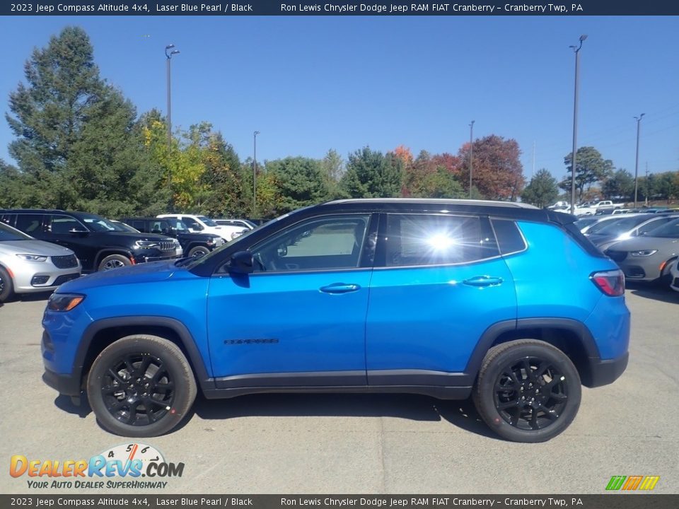 2023 Jeep Compass Altitude 4x4 Laser Blue Pearl / Black Photo #2