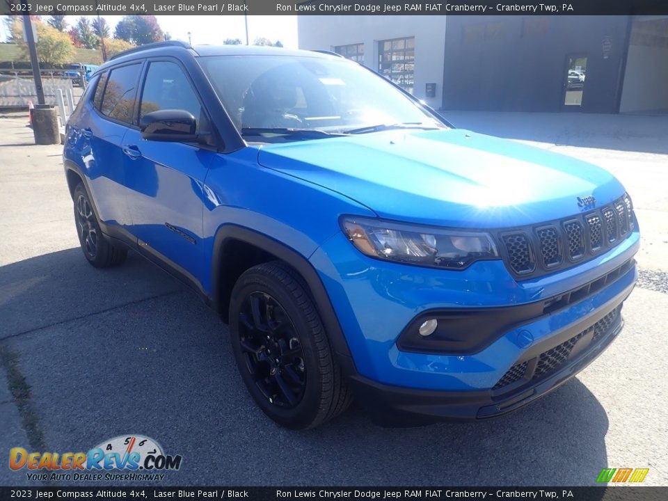 2023 Jeep Compass Altitude 4x4 Laser Blue Pearl / Black Photo #8