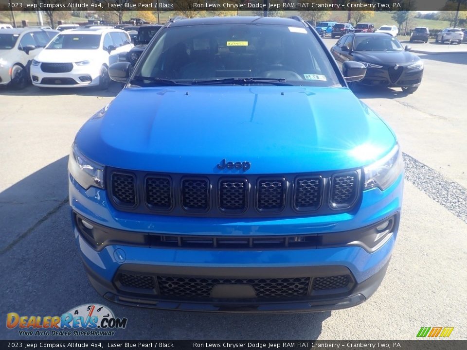 2023 Jeep Compass Altitude 4x4 Laser Blue Pearl / Black Photo #9