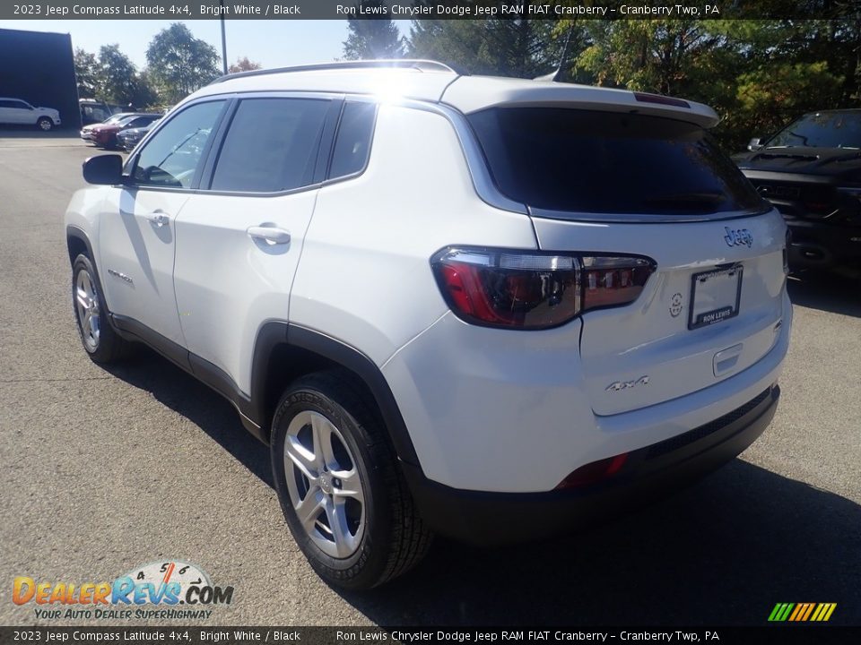 2023 Jeep Compass Latitude 4x4 Bright White / Black Photo #3