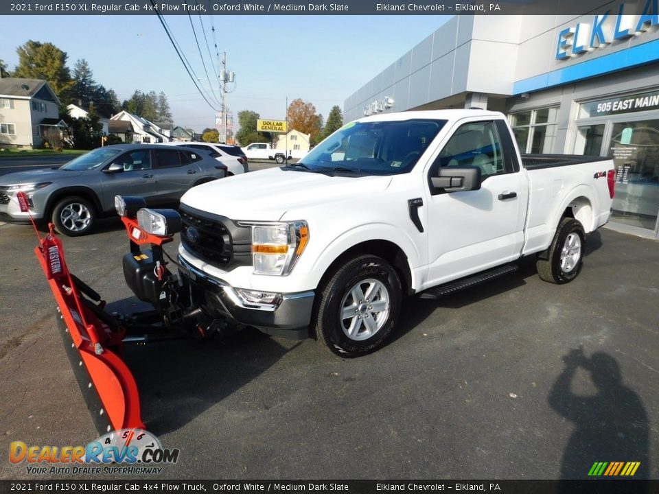 Front 3/4 View of 2021 Ford F150 XL Regular Cab 4x4 Plow Truck Photo #1