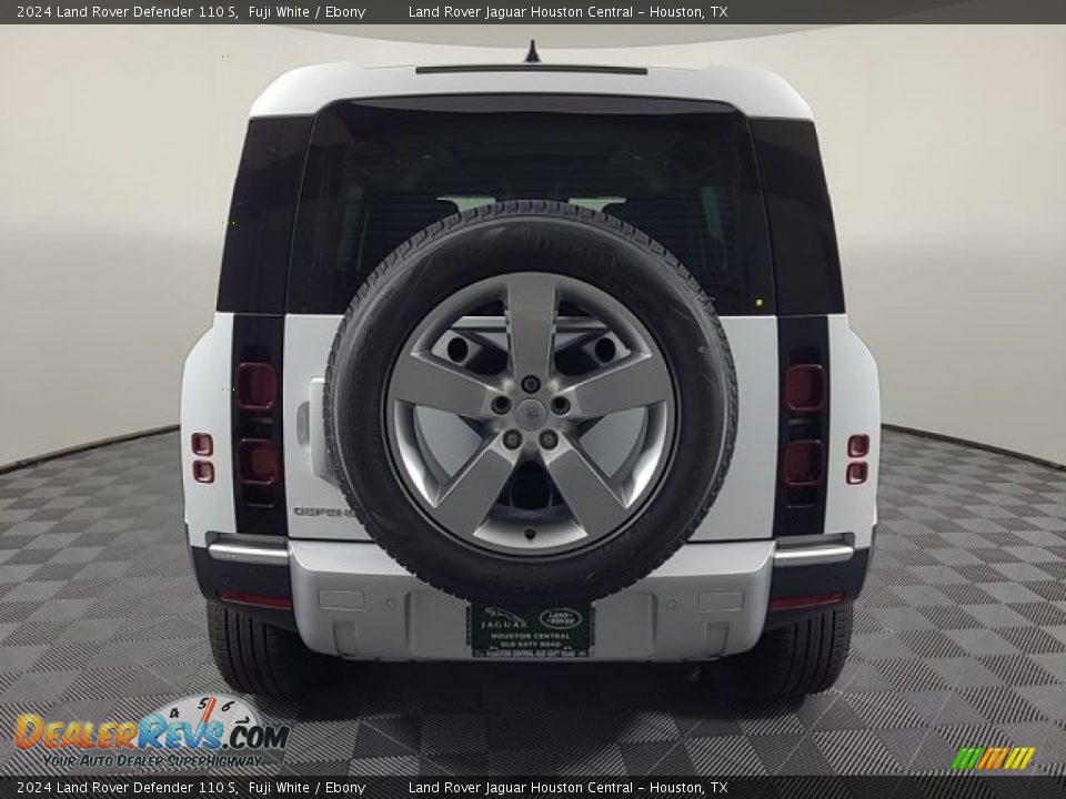 2024 Land Rover Defender 110 S Wheel Photo #7