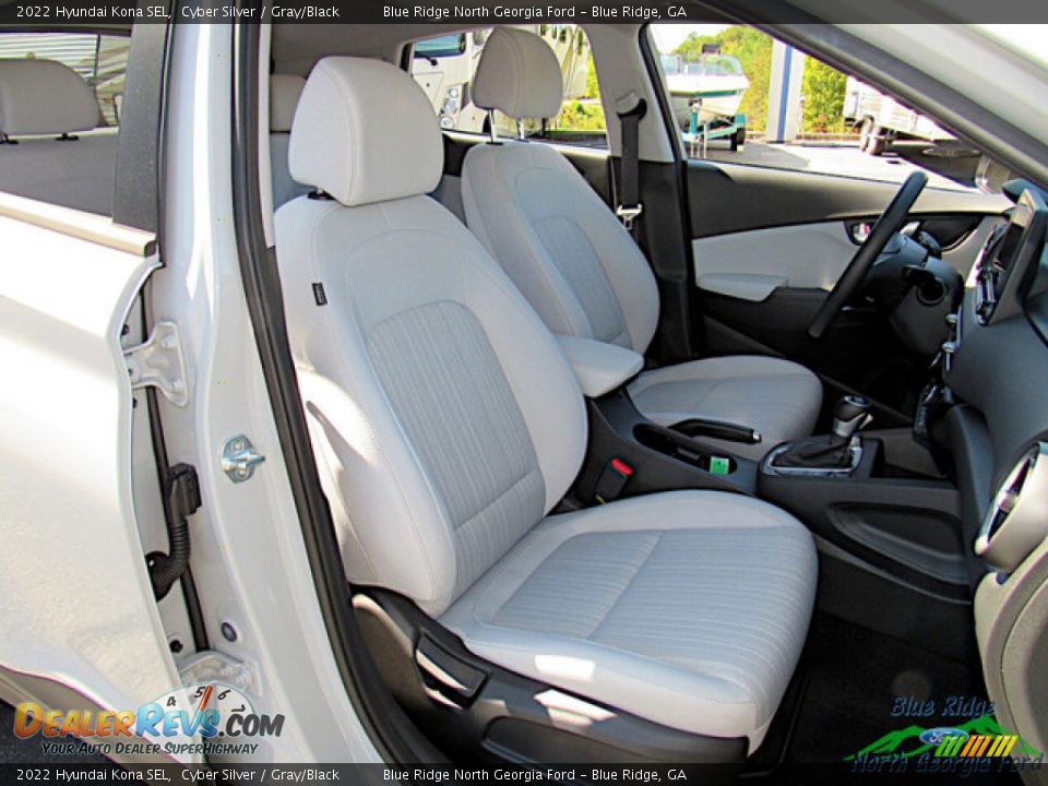 Front Seat of 2022 Hyundai Kona SEL Photo #12