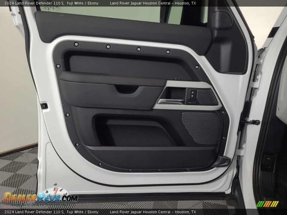 Door Panel of 2024 Land Rover Defender 110 S Photo #13