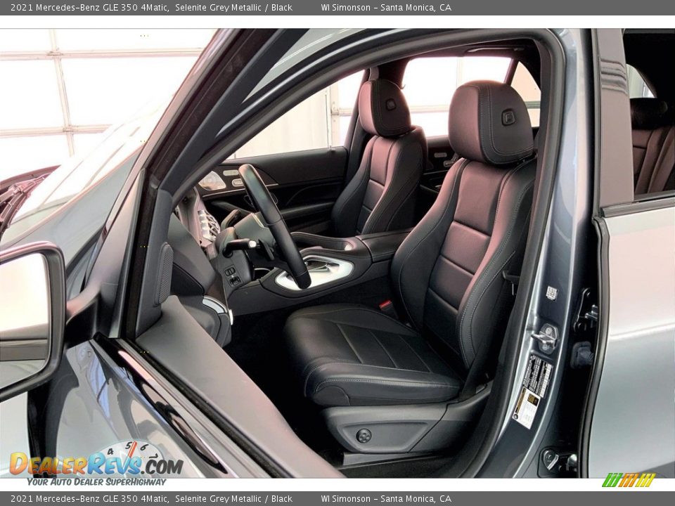 Front Seat of 2021 Mercedes-Benz GLE 350 4Matic Photo #18