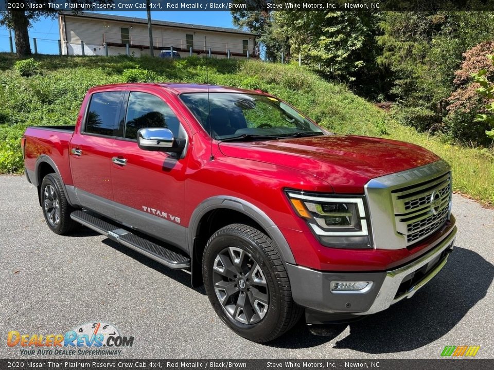 Front 3/4 View of 2020 Nissan Titan Platinum Reserve Crew Cab 4x4 Photo #4