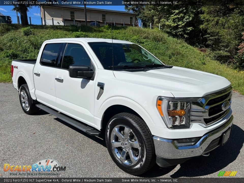 Front 3/4 View of 2021 Ford F150 XLT SuperCrew 4x4 Photo #5