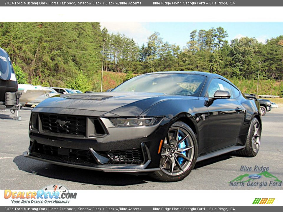 Front 3/4 View of 2024 Ford Mustang Dark Horse Fastback Photo #1